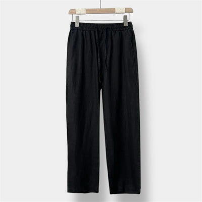 Gerade fallende Hose